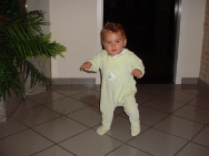 (2000-04) Amaury commence a marcher